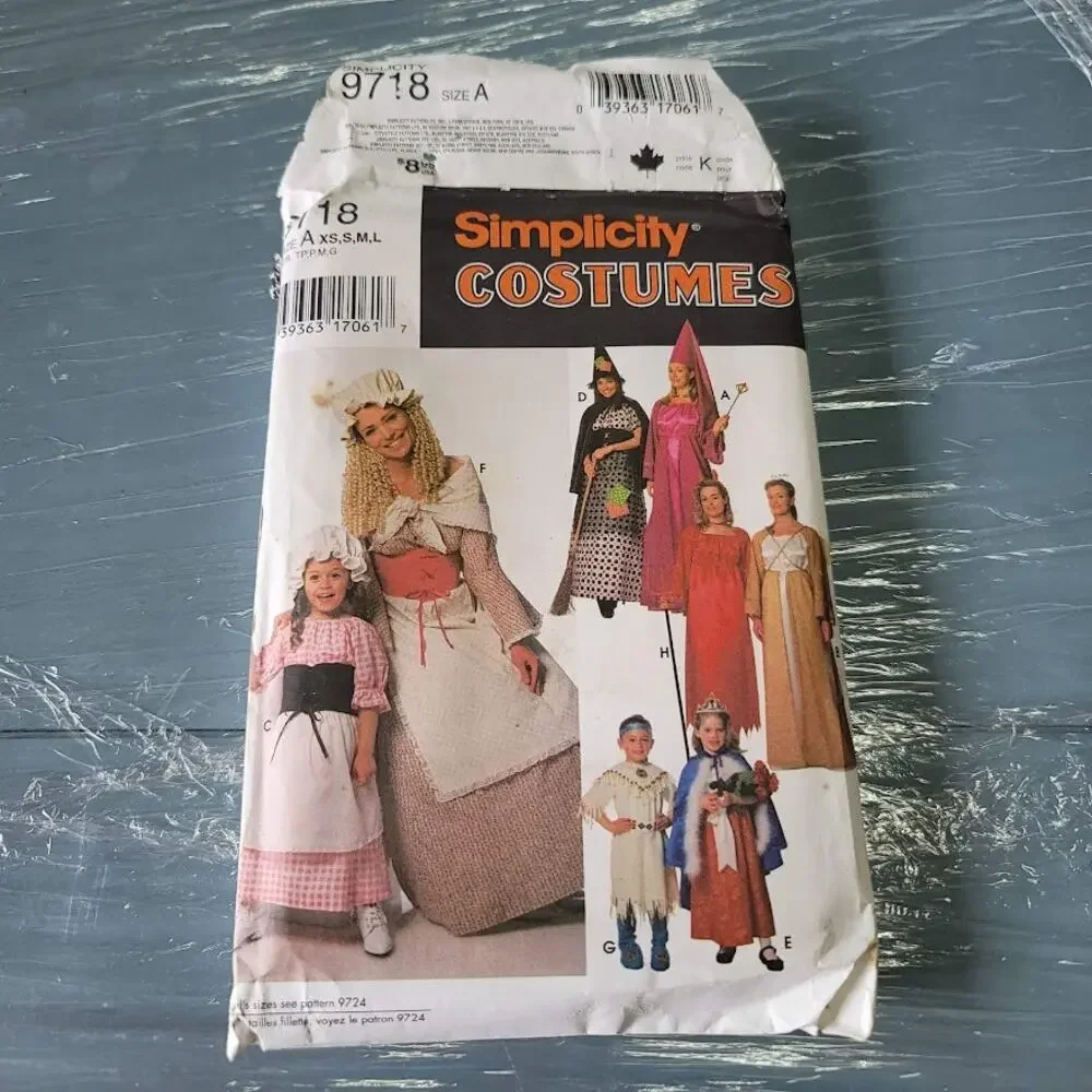 Vintage Pattern Sewing Crafts Halloweem Costumes Simplicity 9718 Size A XS/S/M/L